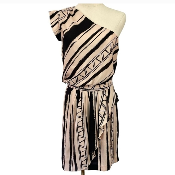 BCBGeneration Black and Cream One Shoulder Dress - Picture 7 of 7